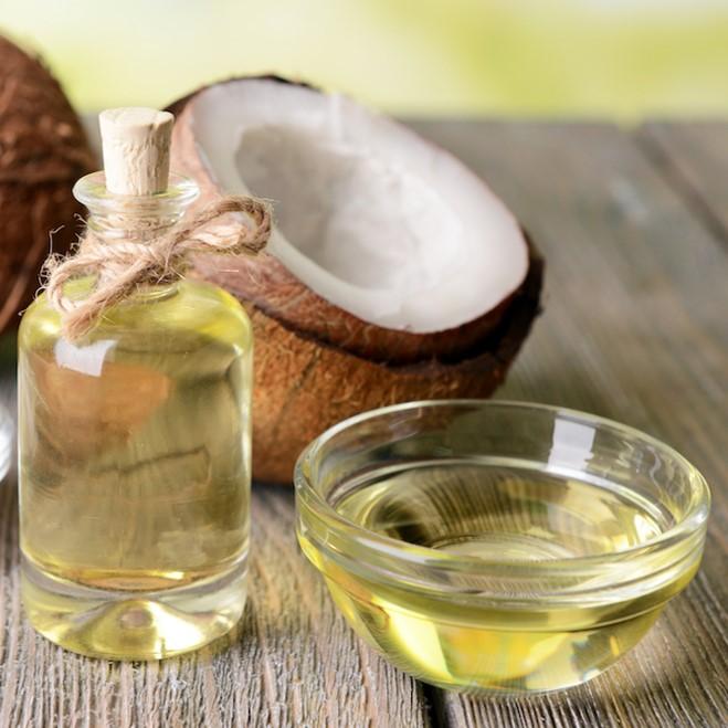 Aceite de coco: parte del tratamiento del Alzheimer, epilepsia infantil y pérdida de peso